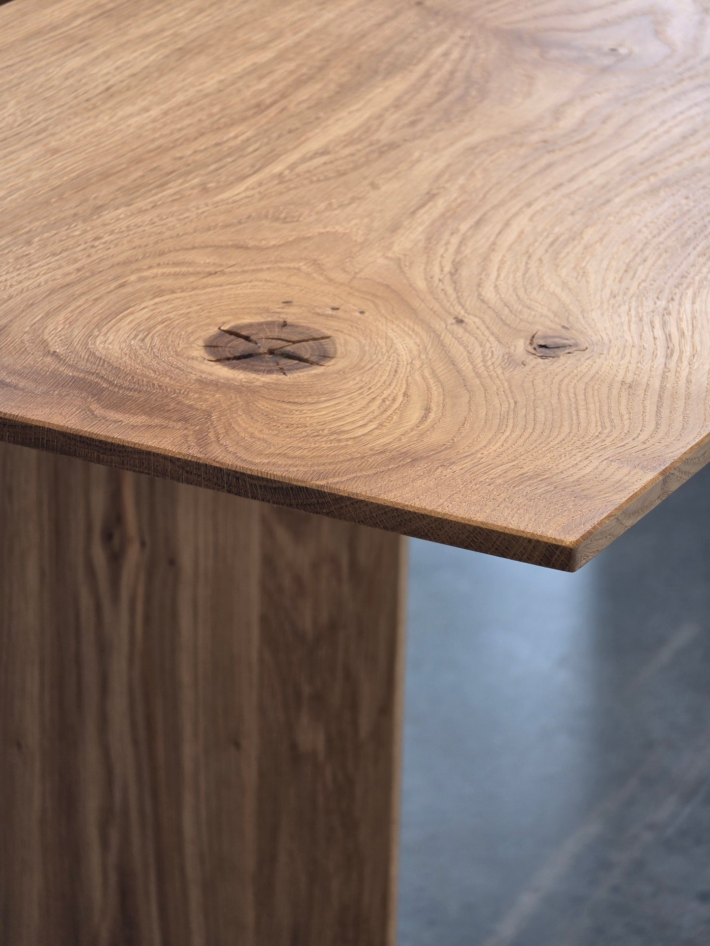 Peak Dining Table bespoke timber dining table by Nathan Day Design – detail